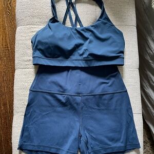 CRZ Yoga set - size large in French Navy